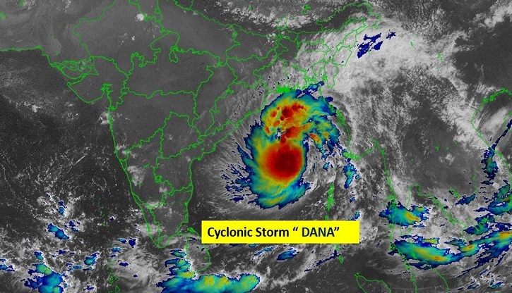 ঘূর্ণিঝড় দানা : পূর্ব উপকূলীয় এলাকা থেকে হাজার হাজার মানুষকে সরিয়ে নিয়েছে ভারত